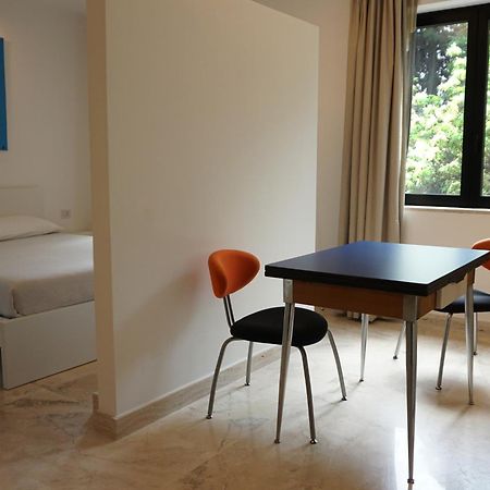 Apartamento Kiwi Latina Exterior foto